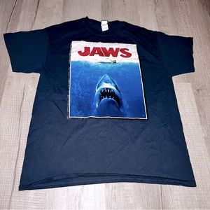 Universal Studios “JAWS” T-shirt size L - Duh! Duh! Duh!